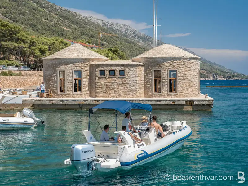 No Strangers. Just Your Group.